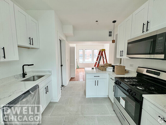Building Photo - 956 N Winchester Ave Unit 2E Rental
