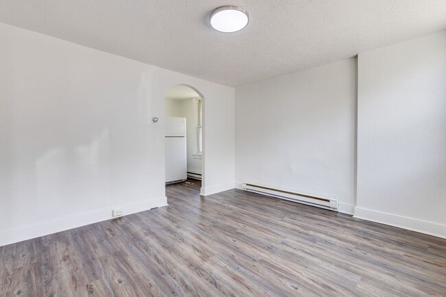 Photo - 424 William St Unit #1 (Bottom)