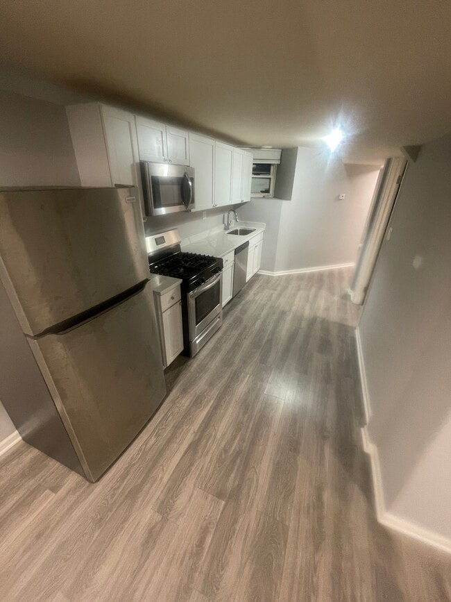 Photo - 4929 S Vincennes Ave Unidad G