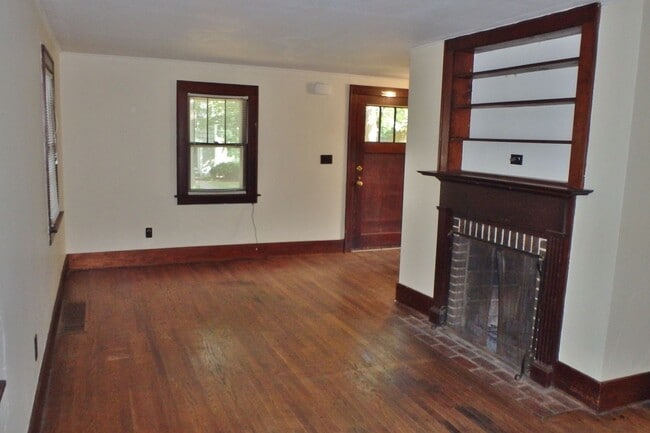 Photo - Two Bedroom House Close To Downtown