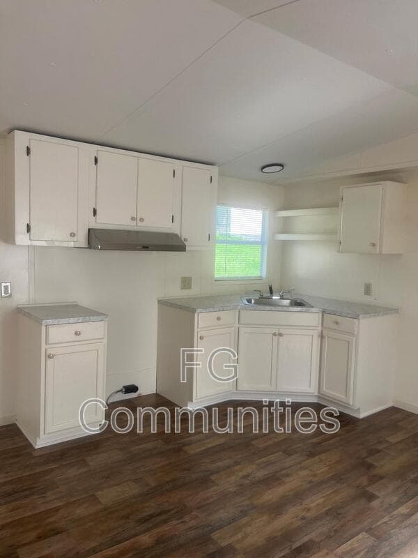 Photo - 123 Jamie Rd