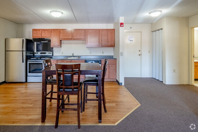 Regent-West Apartments