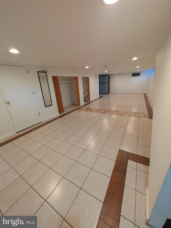 Photo - 9000 Colesville Rd