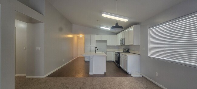 Photo - 6627 Silver Moon Dr