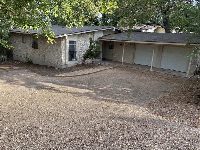 Building Photo - 11913 Rennalee Loop