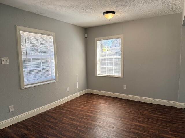 Photo - 1815 Ruth St