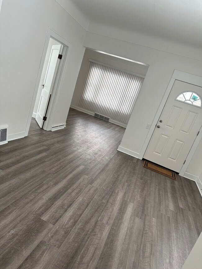 Photo - 1431 Indiana Ave