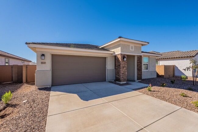 Building Photo - 8147 E Paloma Ave