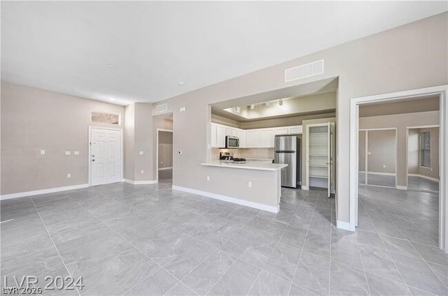 Photo - 2305 W Horizon Ridge Pkwy Unit 1411