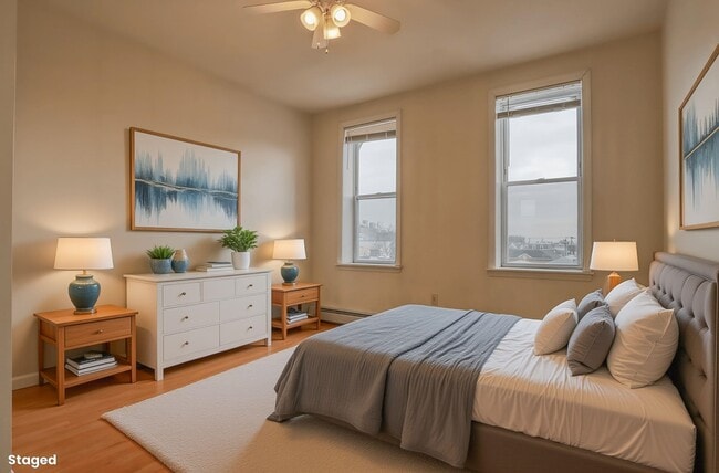 Photo - 275 Webster Ave