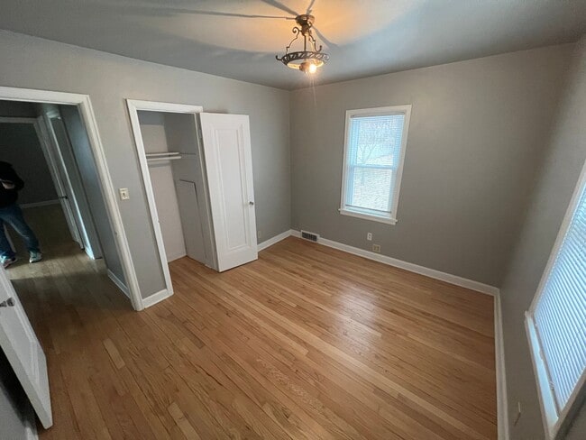 Photo - Absolutely Charming 3B 1B Bungalow