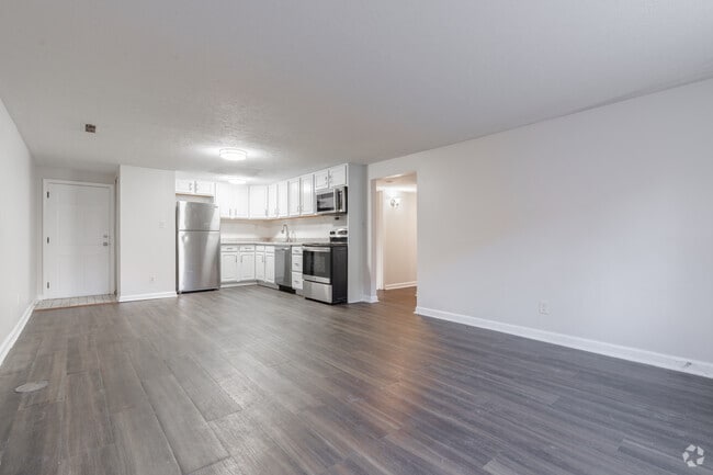 3BR, 1BA - 1,100SF - Living Room - 2600 Le Blanc Ct.