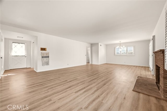 1033 Encino Ave