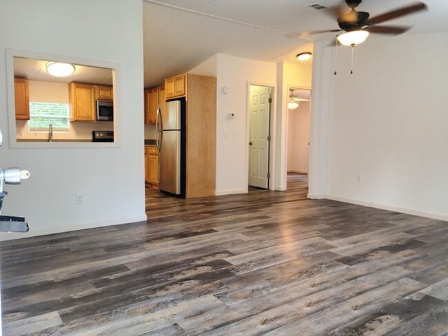 Photo - Updated 3 bed 2 bath