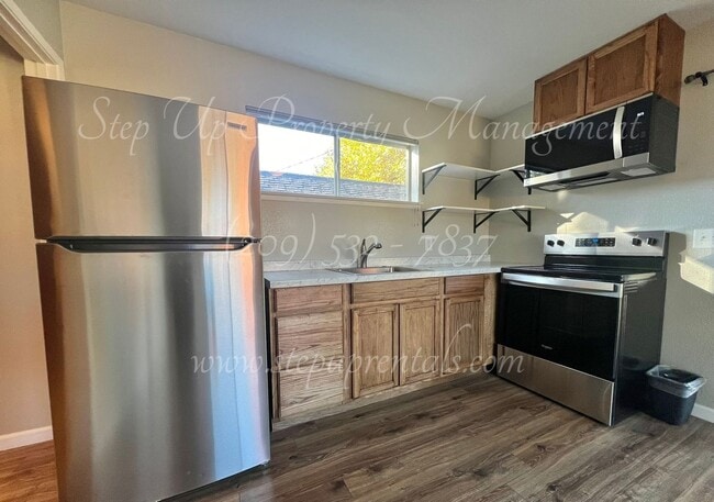 Photo - 18769 Carter St Unit B