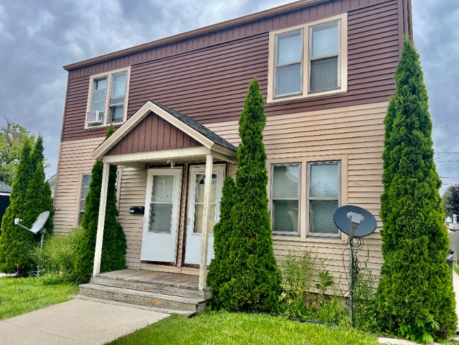 Building Photo - 1508 Martin Ave