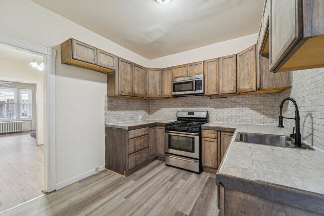 Photo - 4843 N Lawrence St