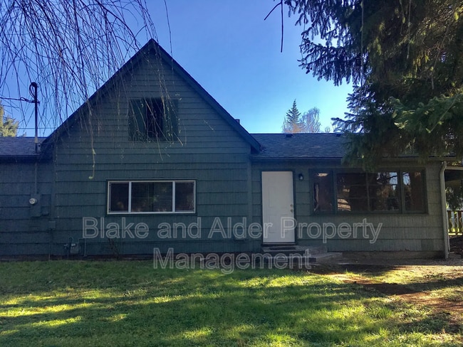 Building Photo - 11632 SE Beckman Ave