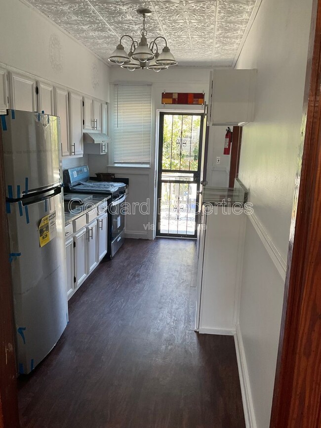 Photo - 4320 Sheldon Ave