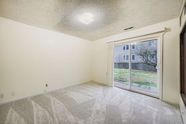 Photo - Shorewood Place 1035 Unit B