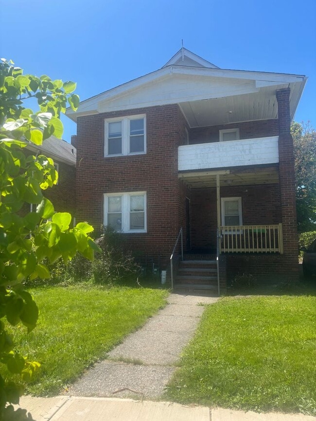 Building Photo - 1414 E 176th St Unit UP