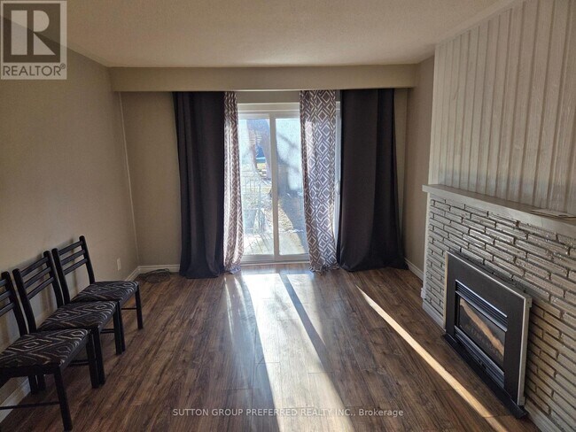 Photo - 1090 Kipps Ln