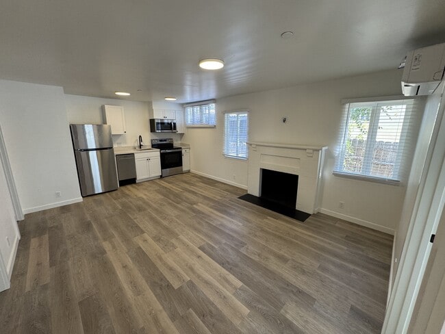 1327 Cacique Street Unit A