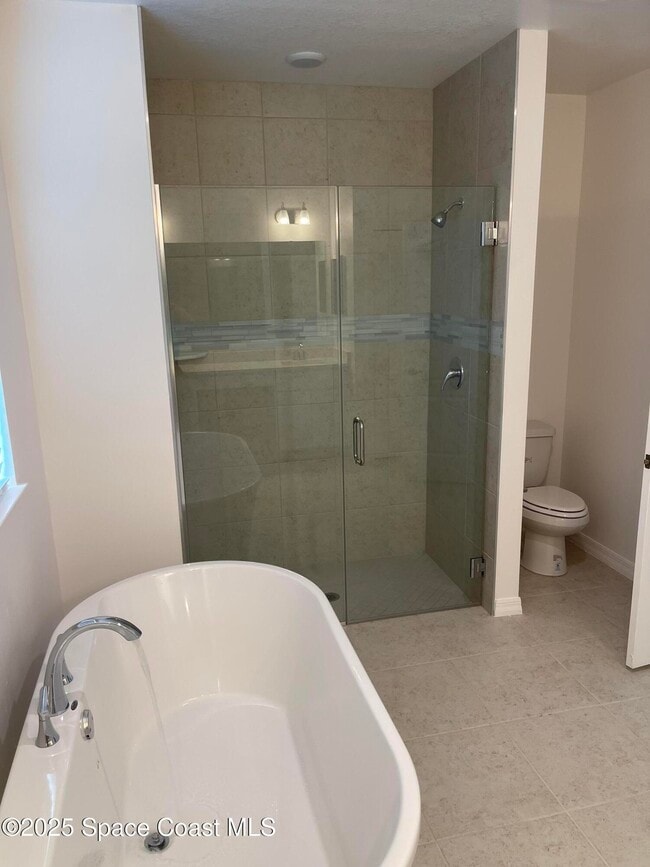 Photo - 2592 Pinwherry St NW