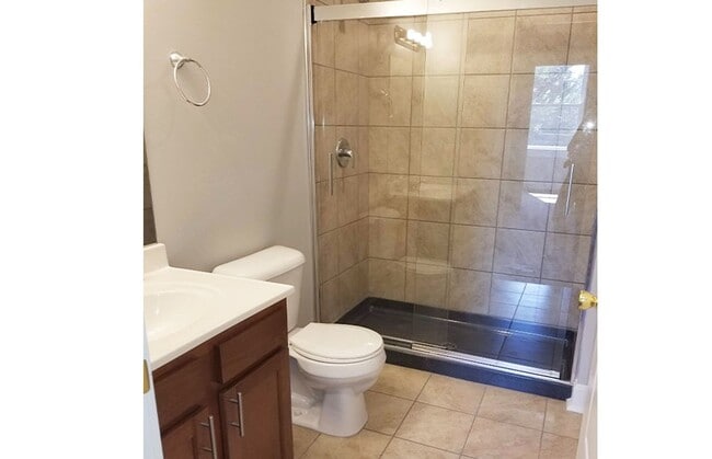 Photo - 3261 Bishop St