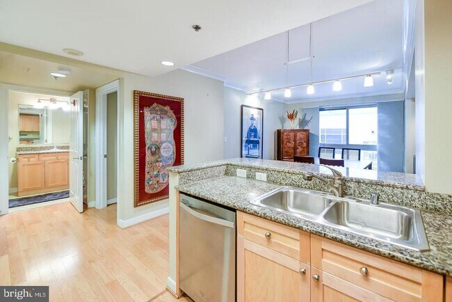 Photo - 777 7th St NW Unidad 1113