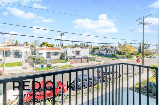 Photo - 4000 Mont Clair St Unit 205