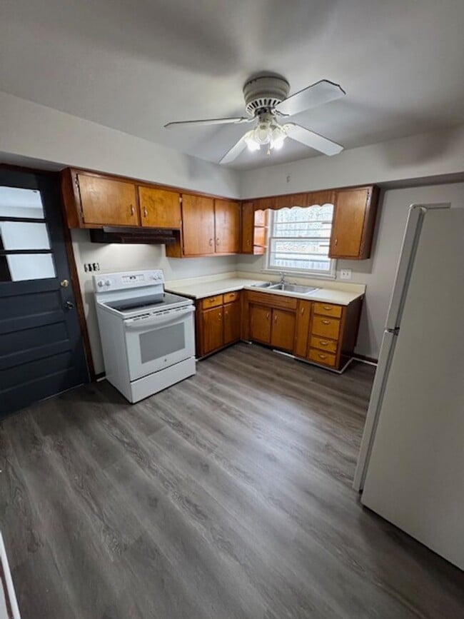 Photo - 2412 Juliette Ave