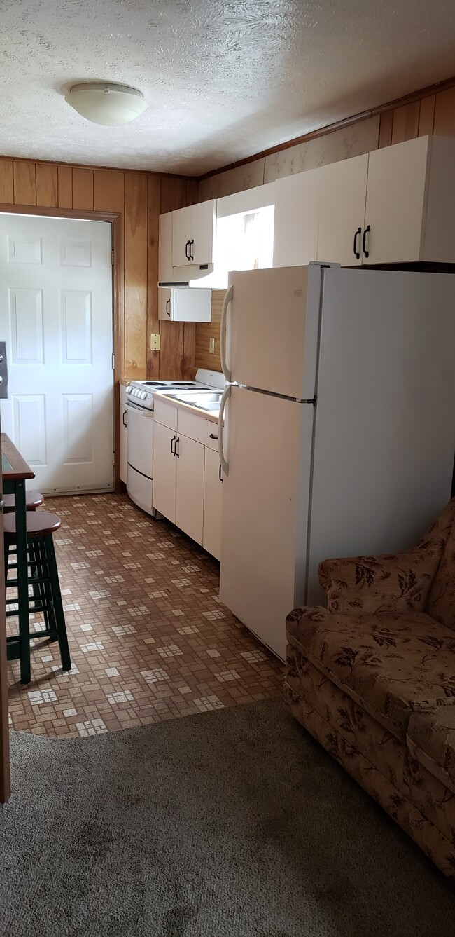 Photo - 385 Dille St Unit Efficiency