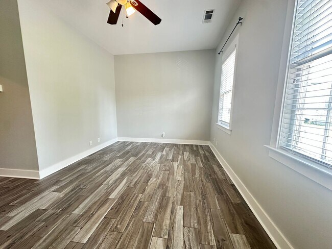 Photo - 7 Pearl St Unit 7 Pearl St