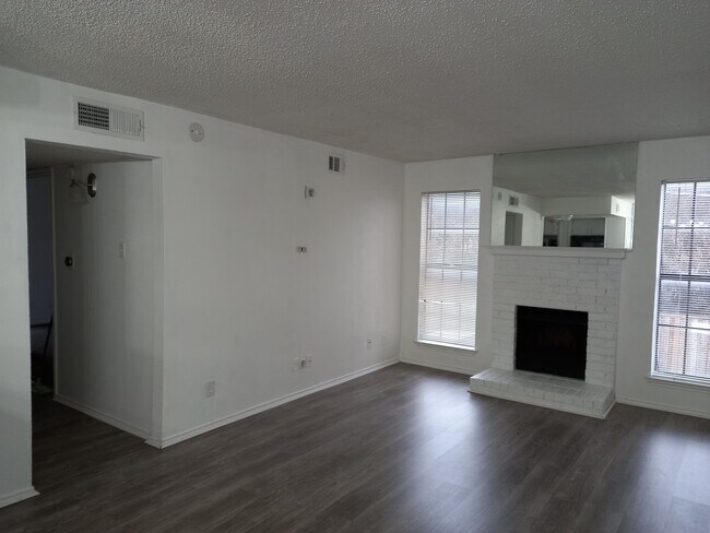 Photo - 9520 Royal Ln Unit C215