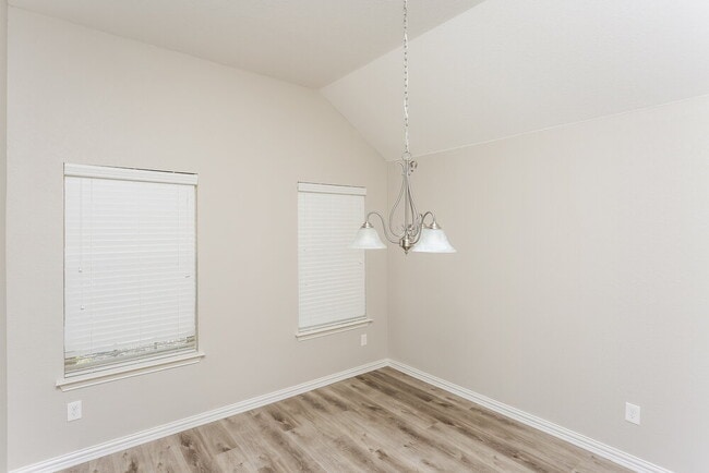 Photo - 7413 Errandale Dr