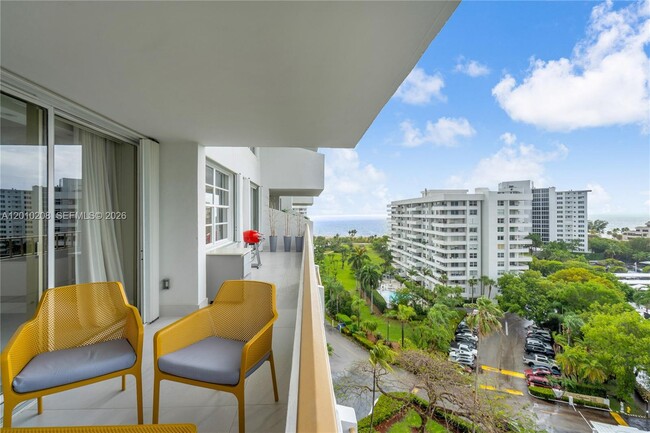 Building Photo - 155 Ocean Ln Dr Unit 1105