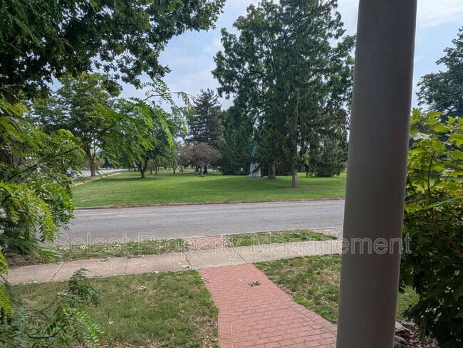 Photo - 1025 Crescent Ave