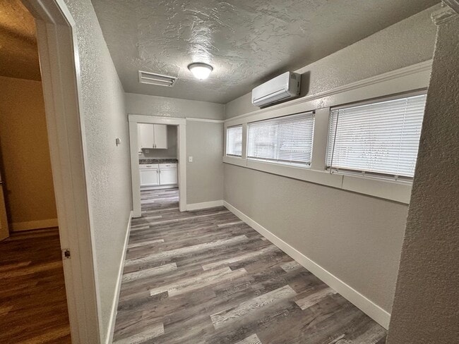 Building Photo - 2901 E Olive Ave Unit 2901 E. Olive Ave. #A Rental