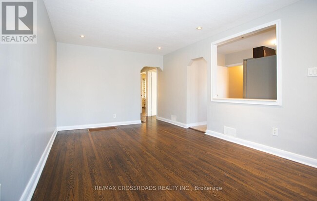 Photo - 17 Strode Dr