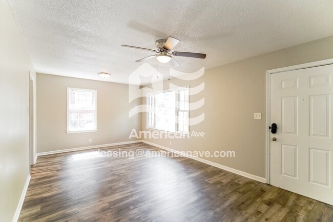 Photo - 1908 St Louis Ave