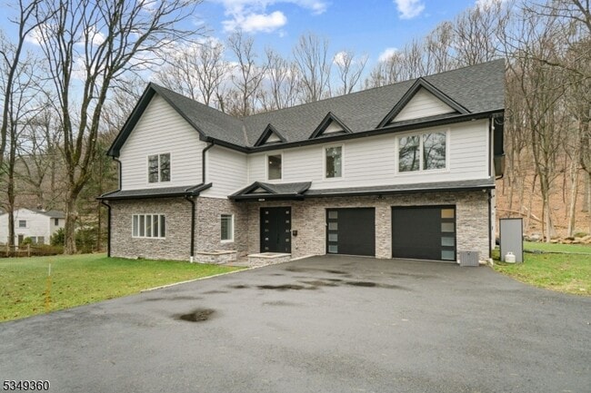 Photo - 232 Kinnelon Rd