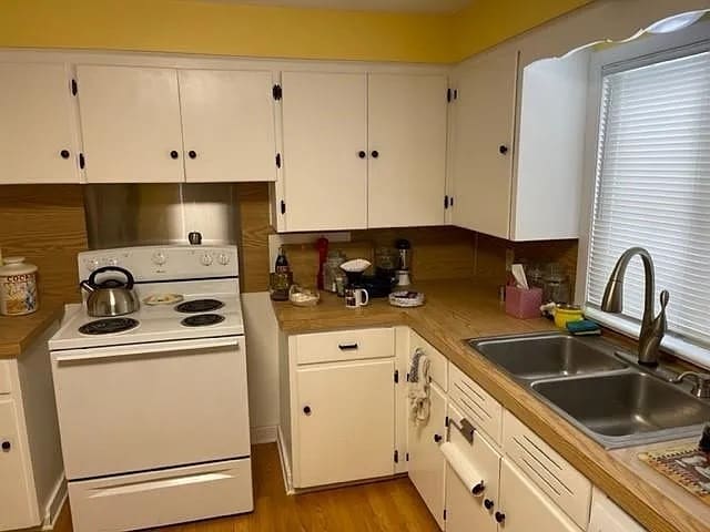 Photo - 1317 Broadway St