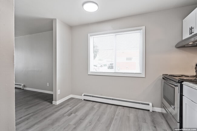 Photo - Elm Street Apartments