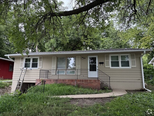 Building Photo - 5042 Ruggles St Rental