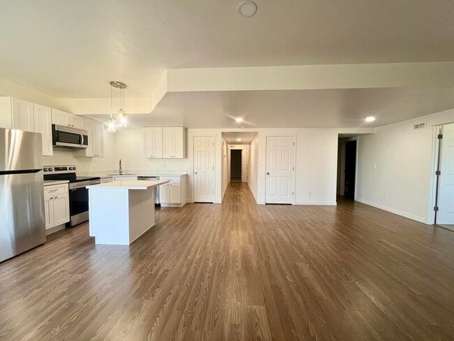 Photo - 6638 Highland Point Way