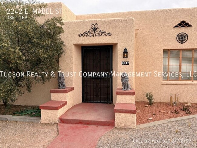 Photo - 2242 E Mabel St