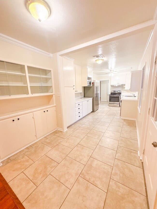 Photo - 2005 Downing St