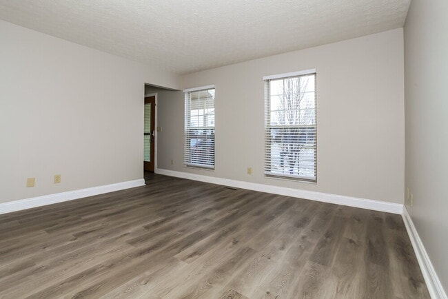 Photo - 1406 Dillingham Ct