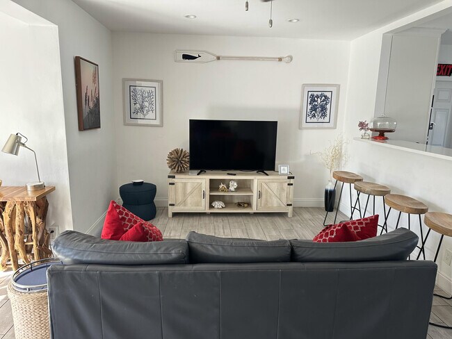 Photo - 1258 Beach Rd Unit 8